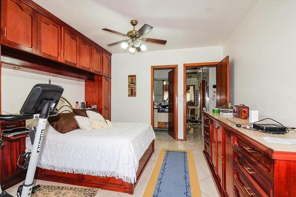 Casa à venda com 3 quartos, 177m² - Foto 8