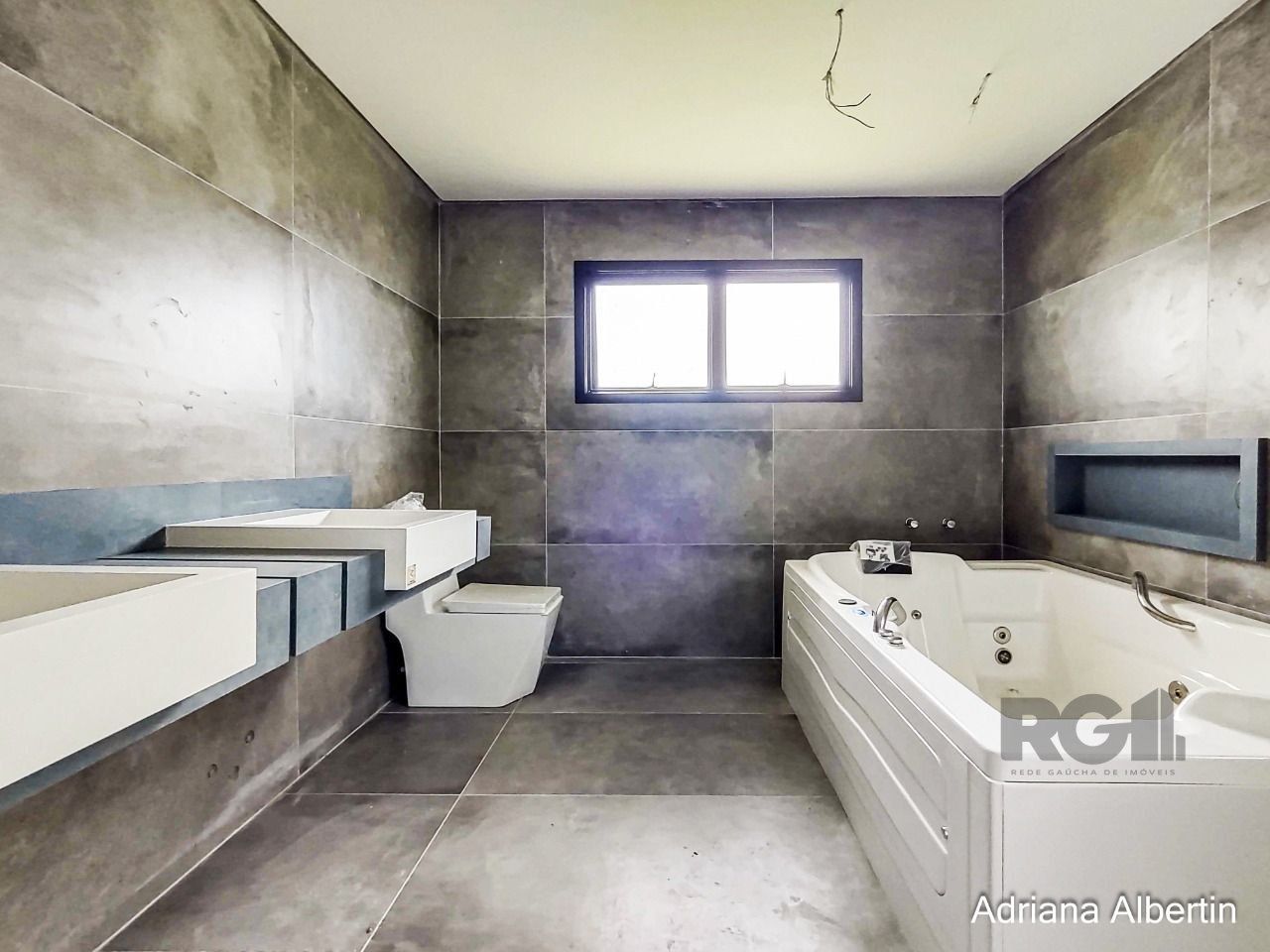 Casa de Condomínio à venda com 3 quartos, 250m² - Foto 15