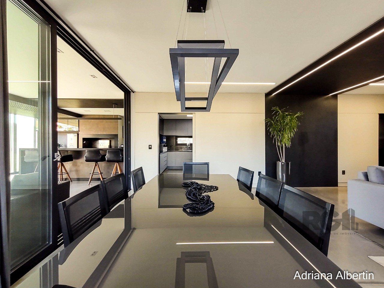 Casa de Condomínio à venda com 6 quartos, 441m² - Foto 9