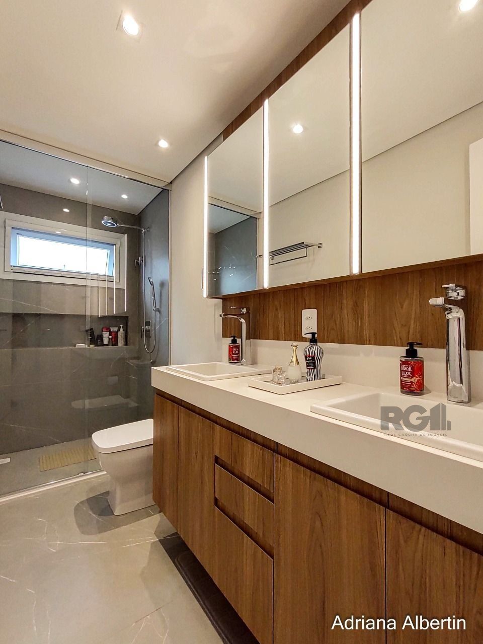 Casa de Condomínio à venda com 3 quartos, 250m² - Foto 16