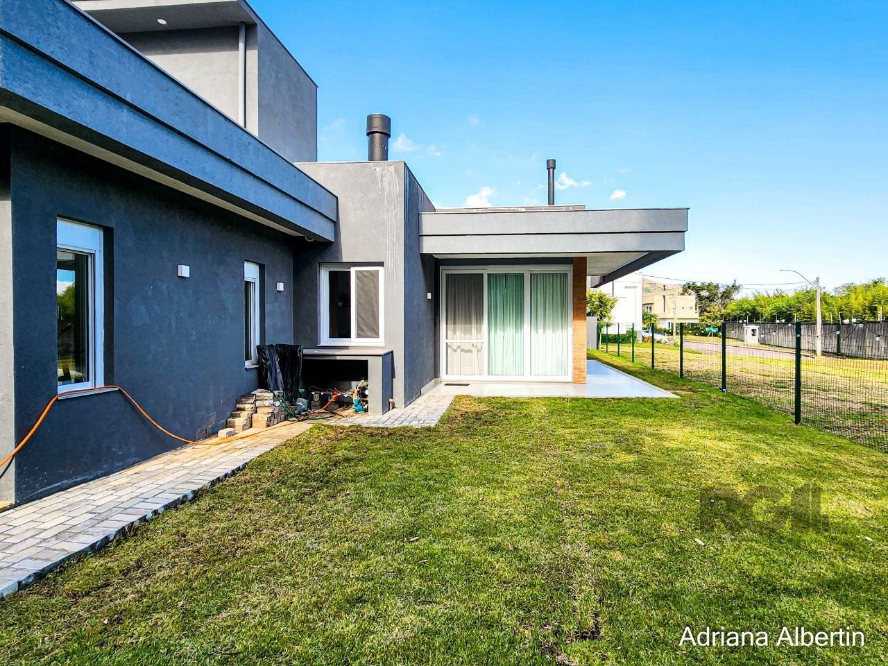 Casa de Condomínio à venda com 3 quartos, 250m² - Foto 22