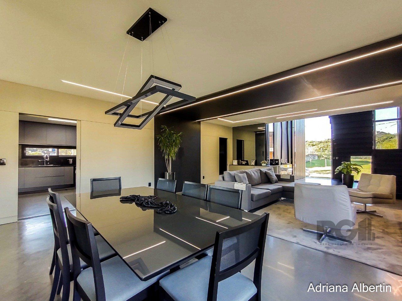 Casa de Condomínio à venda com 6 quartos, 441m² - Foto 8