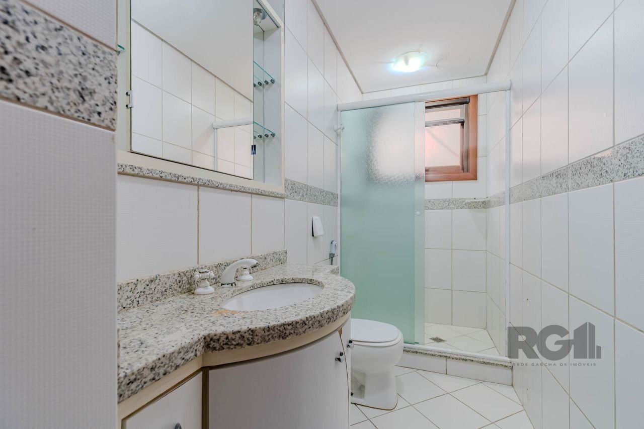 Casa de Condomínio à venda com 3 quartos, 295m² - Foto 25