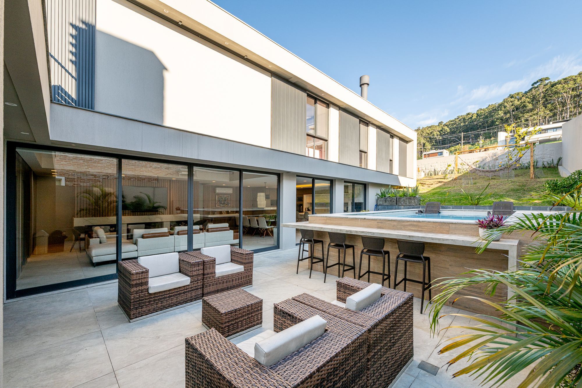 Casa de Condomínio à venda com 5 quartos, 412m² - Foto 31