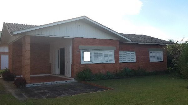 Casa para Venda - 200m², 3 dormitórios, 5 vagas - Atlântida