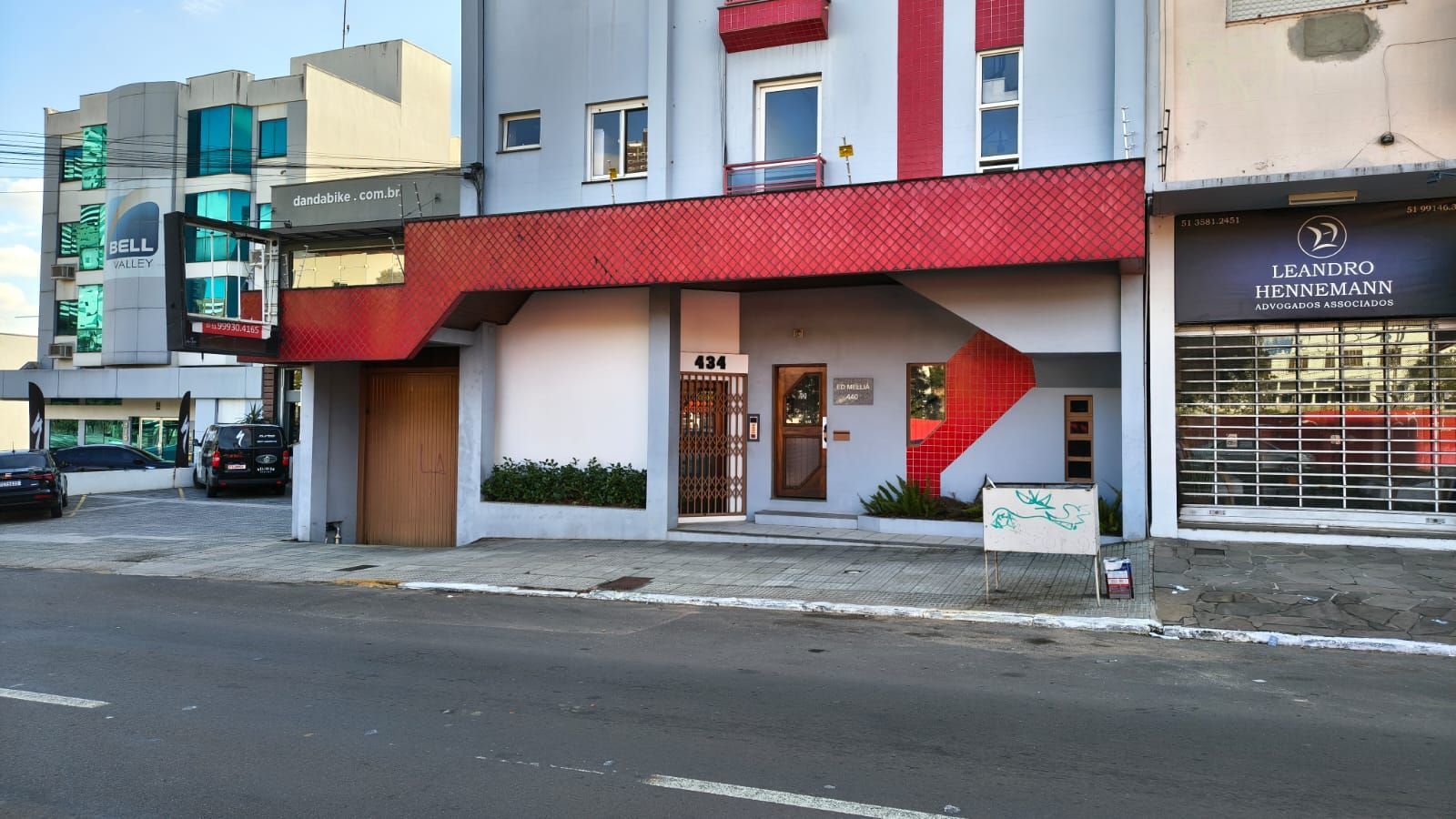 Sala comercial B. Hamb. Velho., Novo Hamburgo. 326,28 M2 privativos  e 4 Vagas