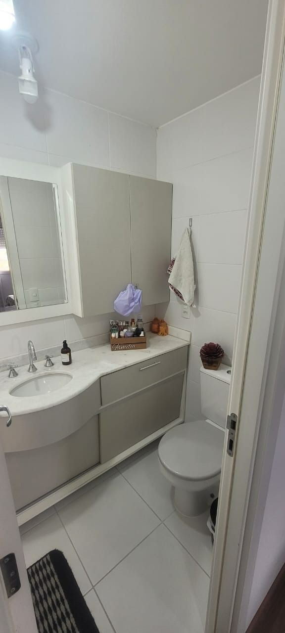 Apartamento à venda com 3 quartos, 76m² - Foto 17