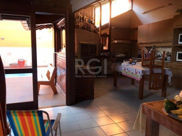 Casa à venda com 3 quartos, 389m² - Foto 22
