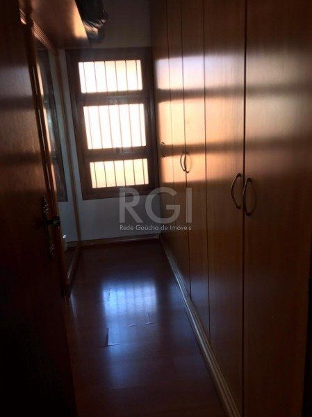 Casa à venda com 3 quartos, 389m² - Foto 9