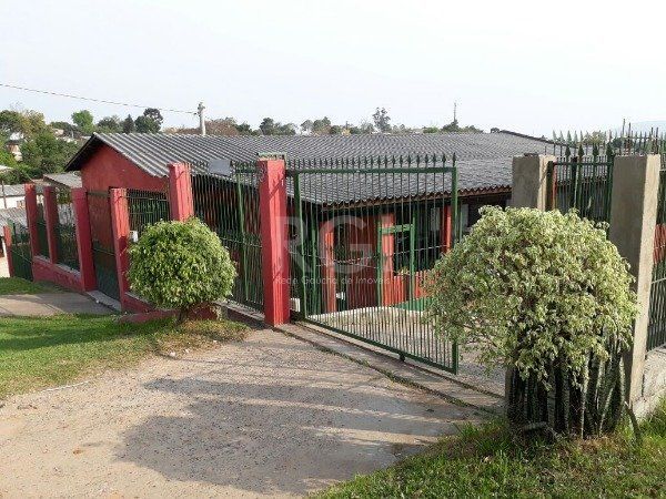 Casa à venda com 5 quartos, 151m² - Foto 9