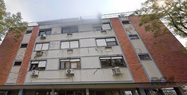 Cobertura 2 dormitórios no bairro Três Figueiras