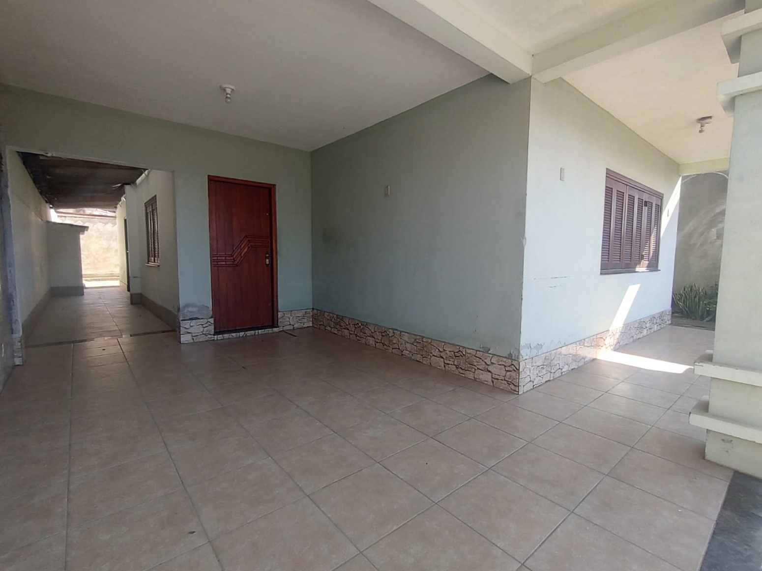 Casa à venda com 4 quartos, 198m² - Foto 4