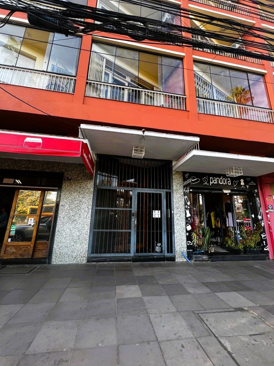 Apartamento à venda | 2 dormitórios | 77 m² privativos | Bom Fim | Em frente à Redenção