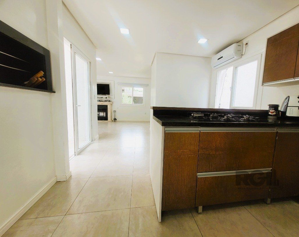 Casa de Condomínio à venda com 3 quartos, 221m² - Foto 25
