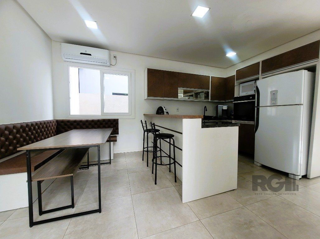 Casa de Condomínio à venda com 3 quartos, 221m² - Foto 21