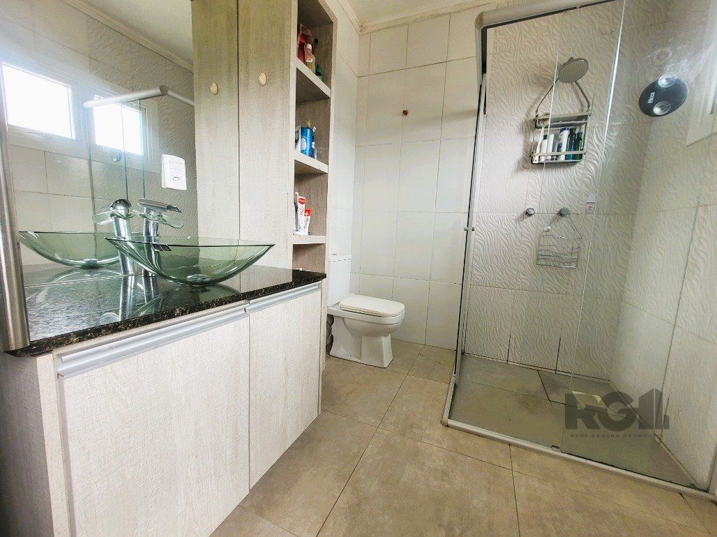 Casa de Condomínio à venda com 3 quartos, 221m² - Foto 35