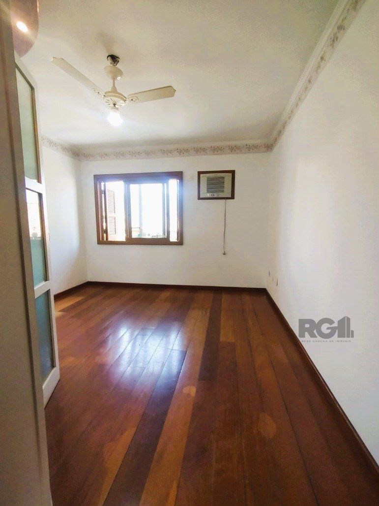 Casa à venda com 3 quartos, 276m² - Foto 57