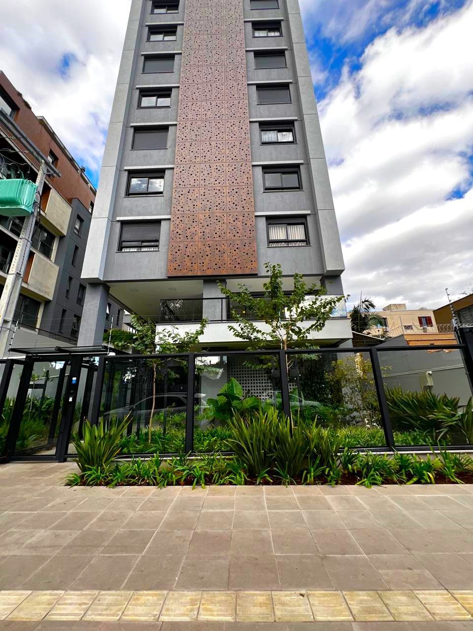 Apartamento, 2 dormitórios no bairro Petrópolis em Porto Alegre para Comprar