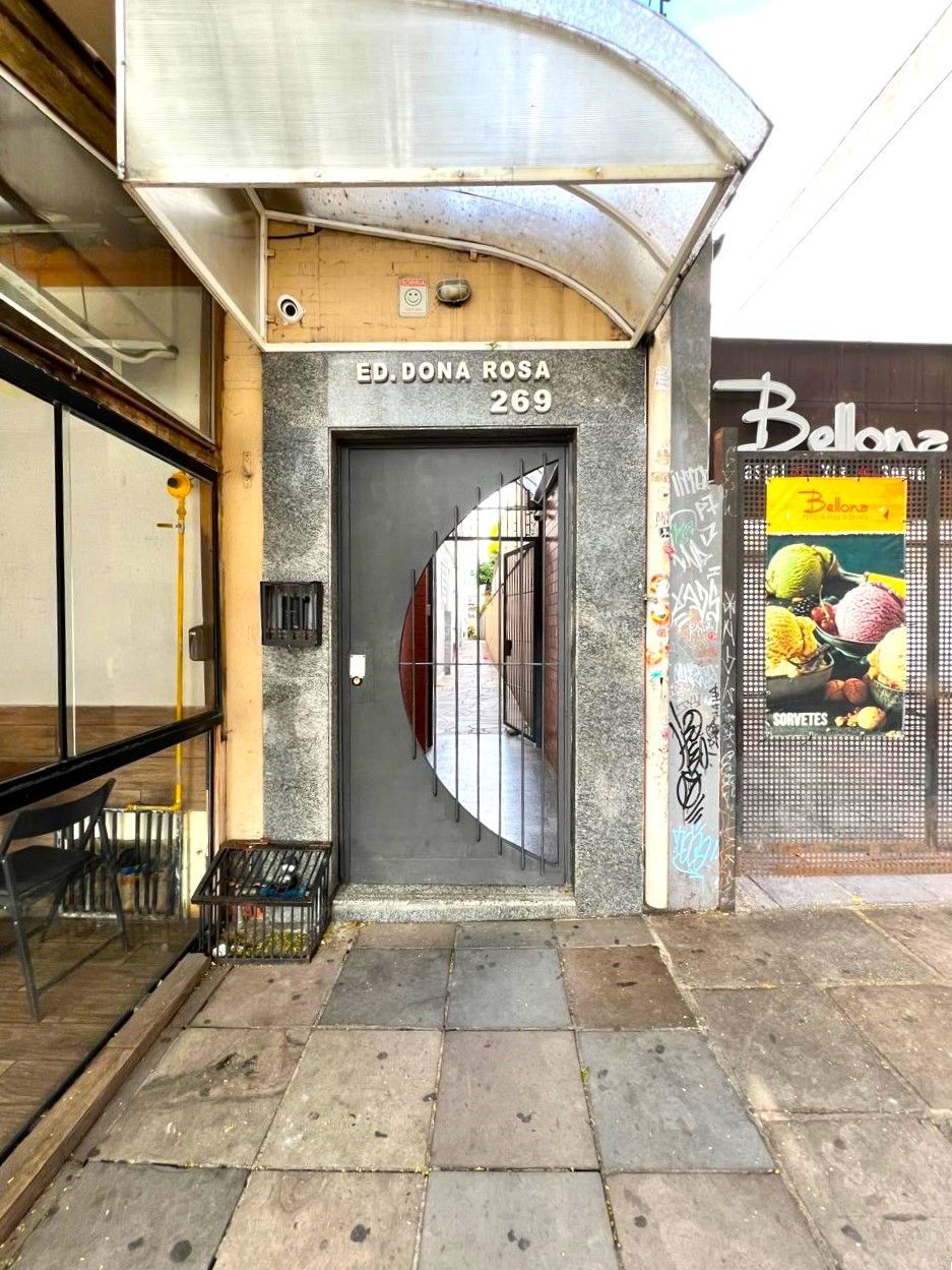 APARTAMENTO STÚDIO À VENDA - 1 QUARTO, MOBILIADO E SEM VAGA PRÓXIMO A UFRGS/UFCSPA