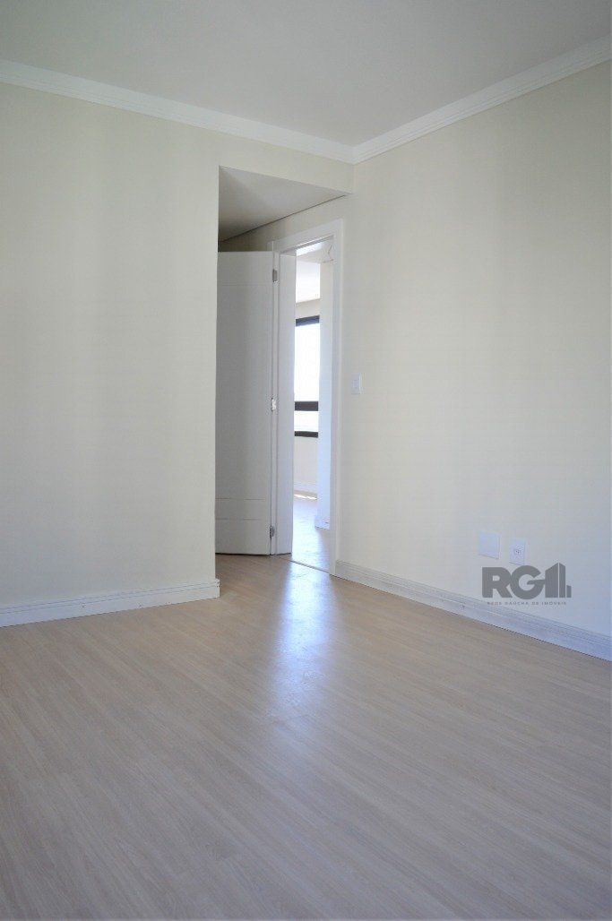 Apartamento à venda com 2 quartos, 75m² - Foto 34
