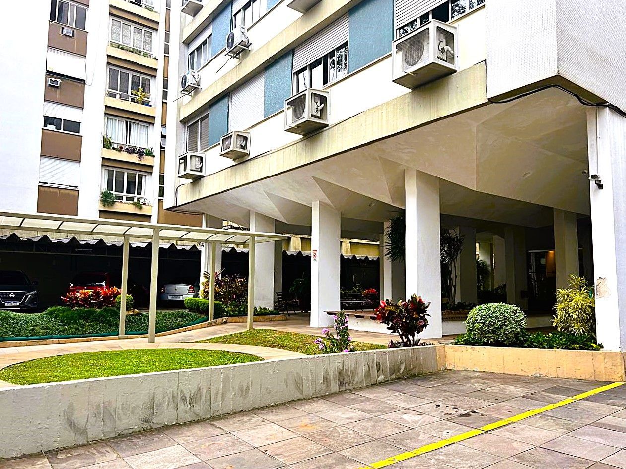 VENDA: Apartamento 3 dormitórios semimobiliado com vaga no coração do Bom Fim! — foto 2