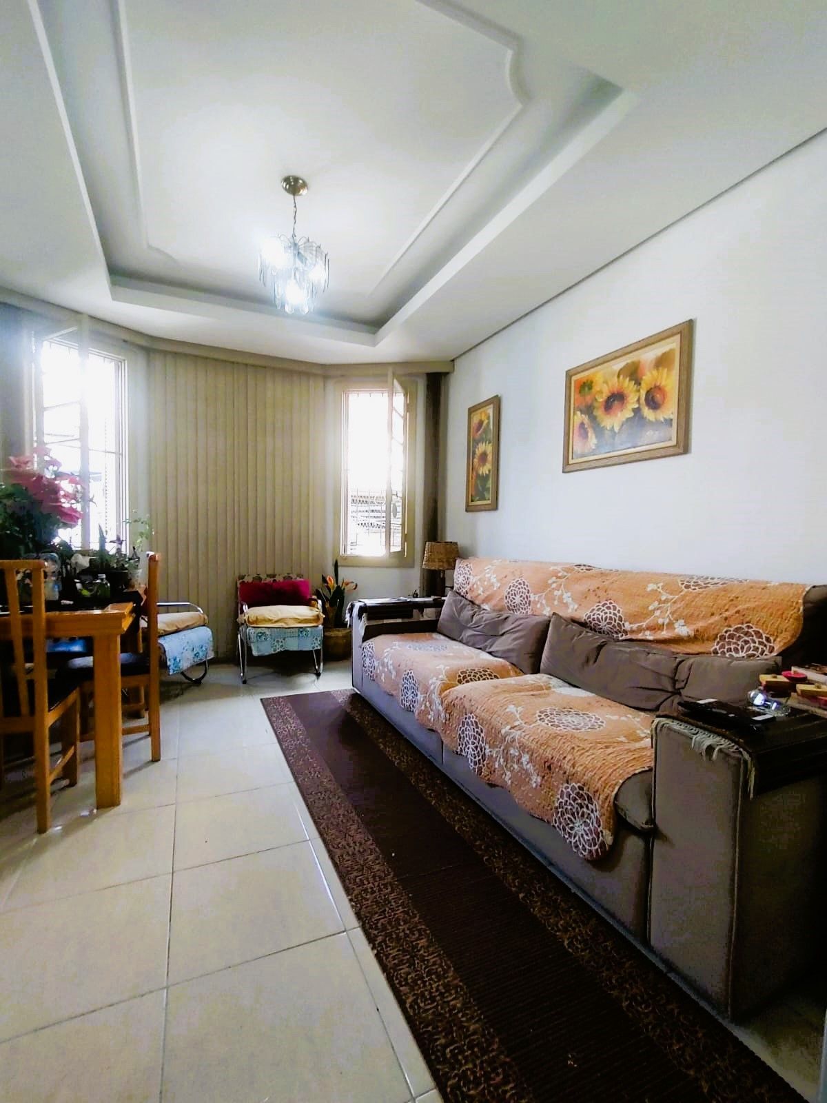 Apartamento à venda com 53m², 2 quartos no bairro Floresta em Porto Alegre