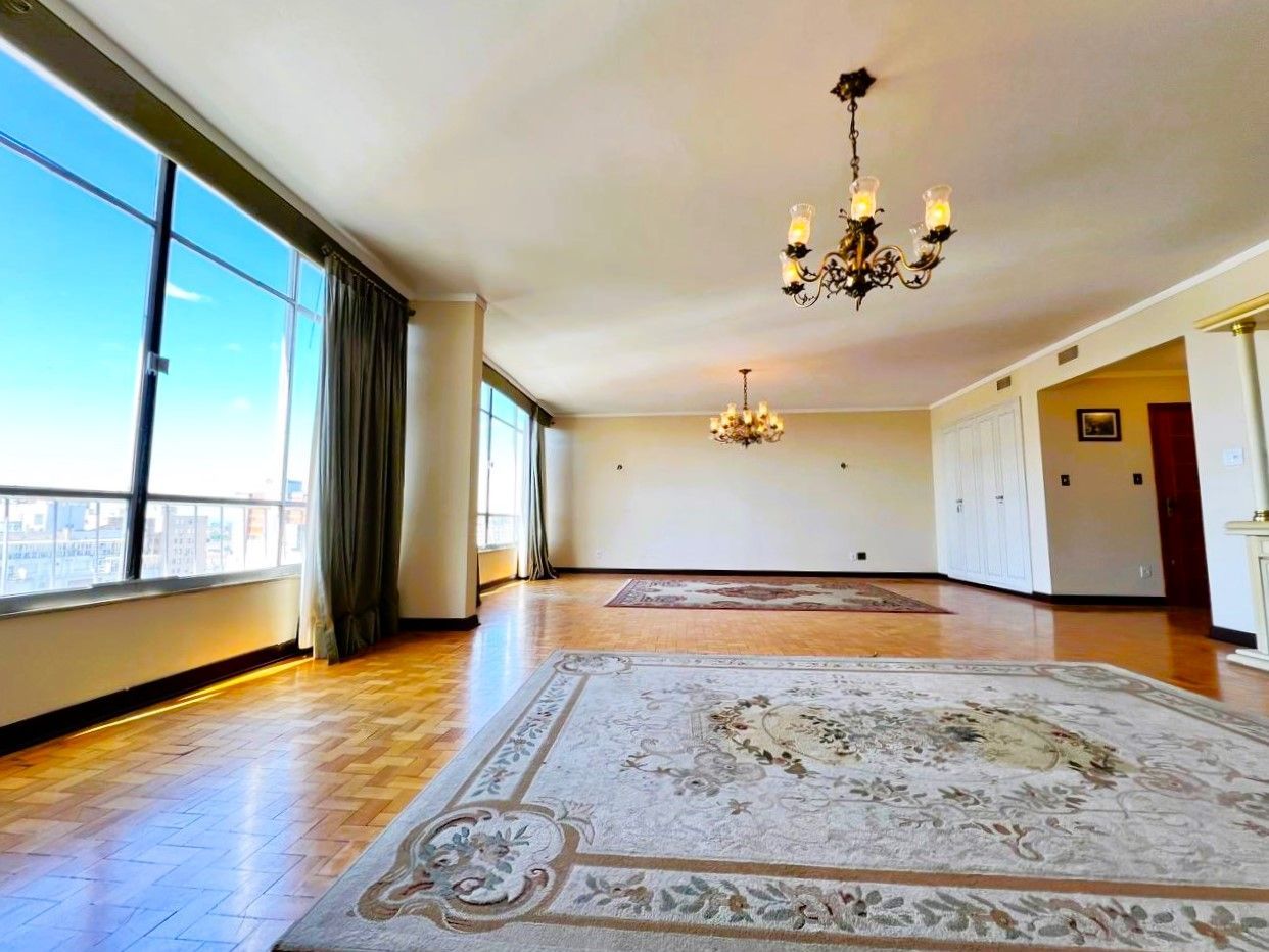 Magnífico apartamento 3 dormitórios com vaga e depósito, vista excepcional para o Guaíba!