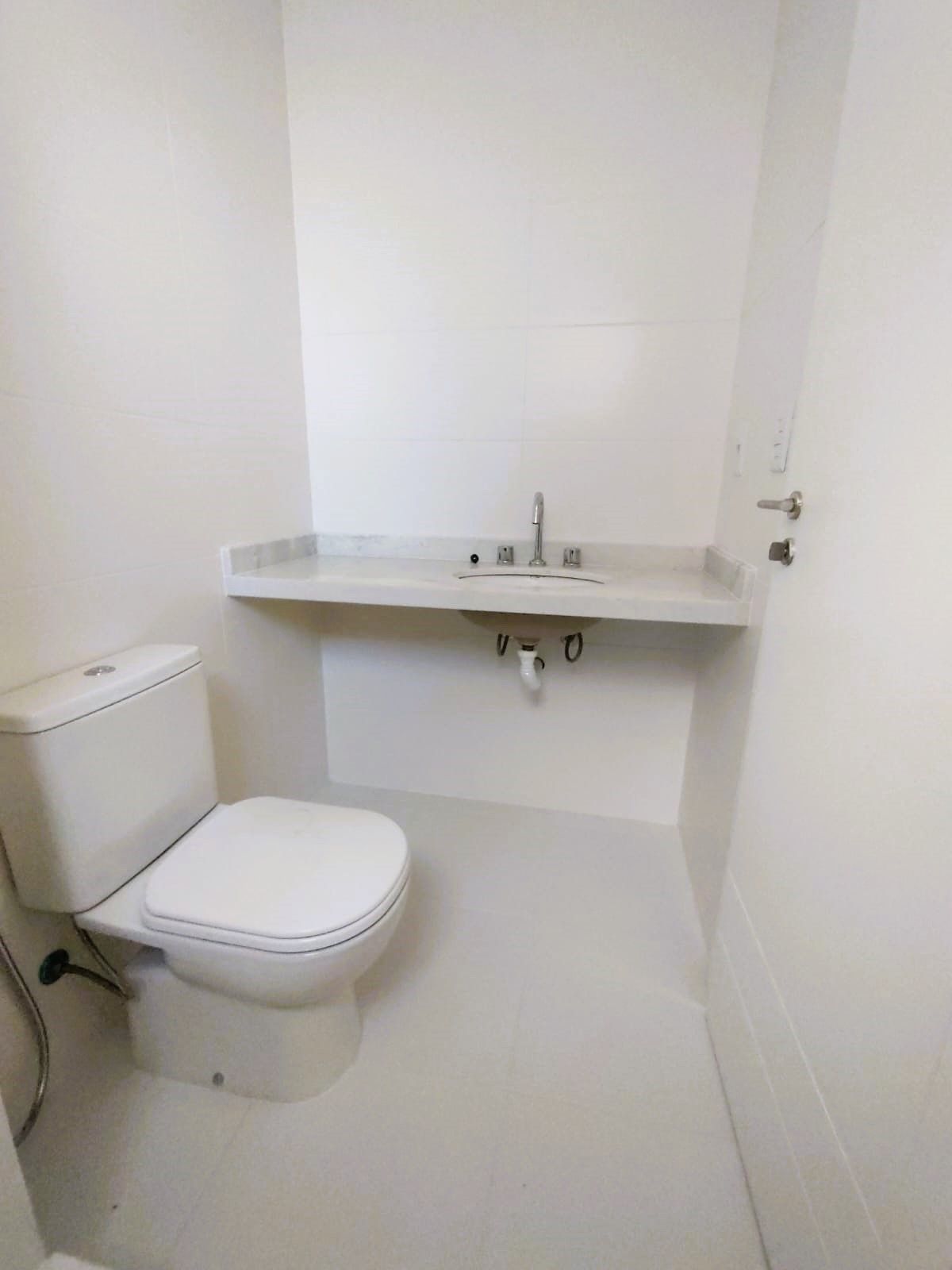 Apartamento à venda com 2 quartos, 67m² - Foto 28