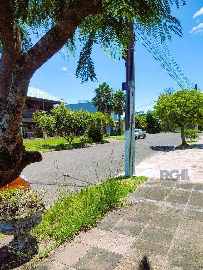 Casa à venda com 3 quartos, 276m² - Foto 3