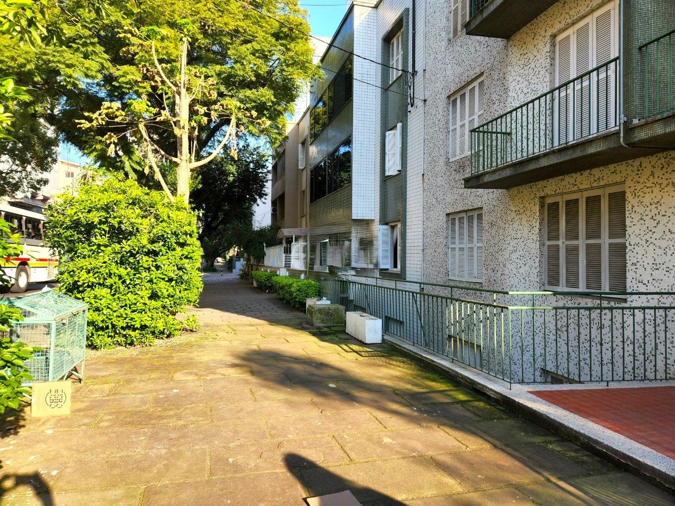 Apartamento, 2 dormitórios no bairro Mont Serrat em Porto Alegre para Comprar