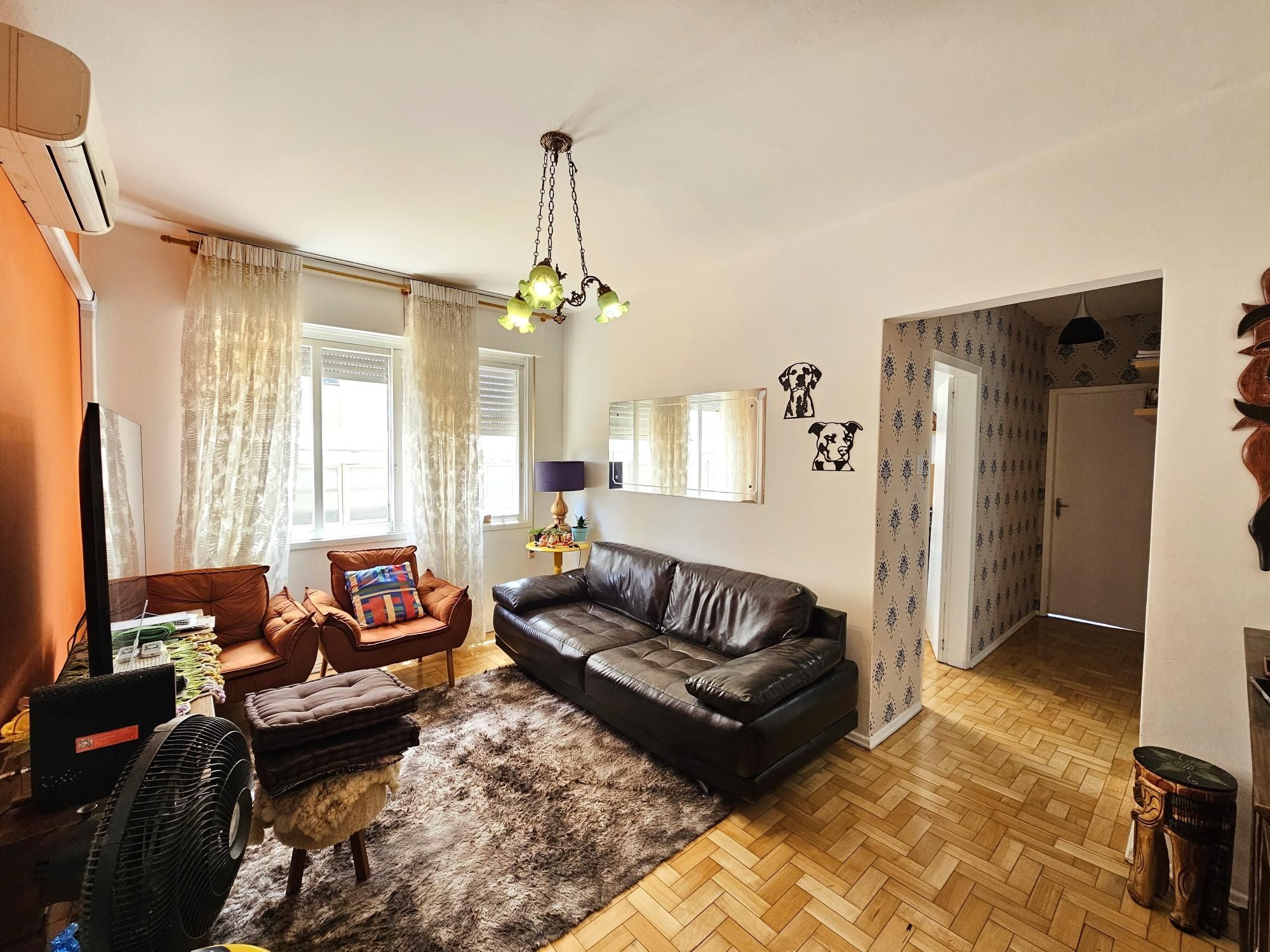 Apartamento 2 dormitórios com elevador no Floresta