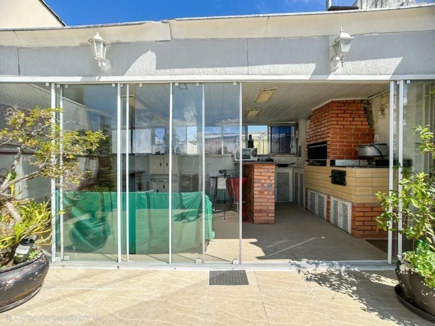 Cobertura, 3 dormitórios no bairro Cidade Baixa em Porto Alegre para Comprar