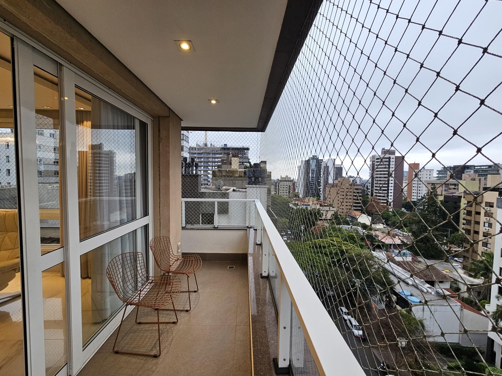 ANDAR ALTO BAIRRO BELA VISTA | ANDAR INTEIRO COM 180M2