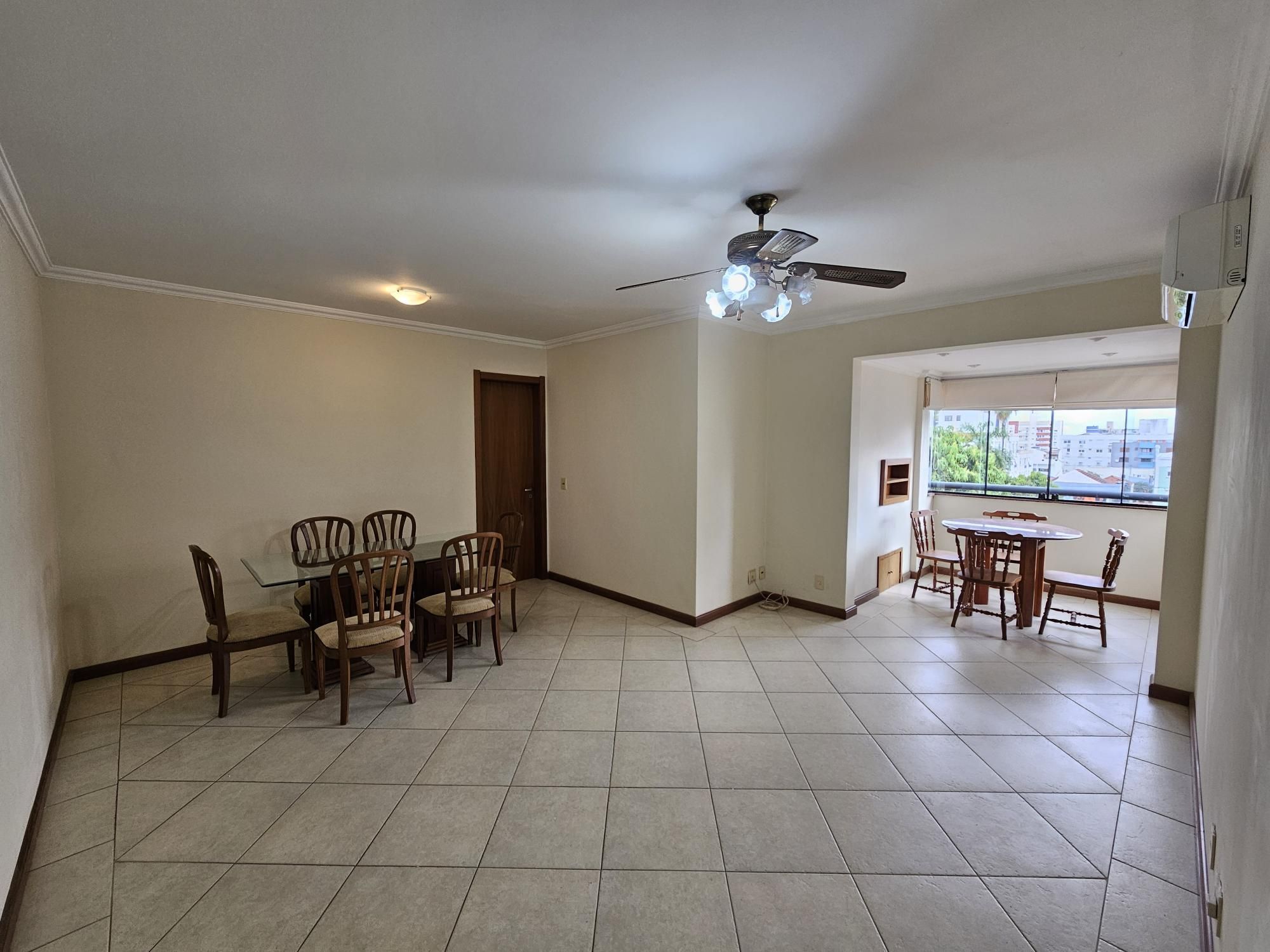 Apartamento 3 dormitórios com vaga no Menino Deus