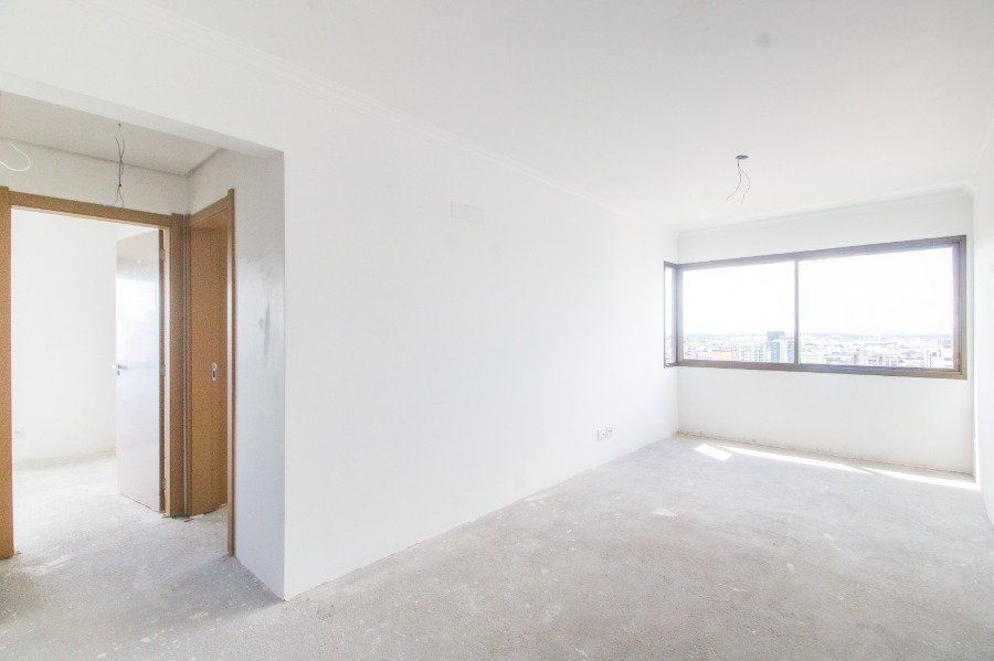 Apartamento à venda com 80m², 2 quartos, 1 suíte, 3 vagas no bairro Auxiliadora em Porto Alegre