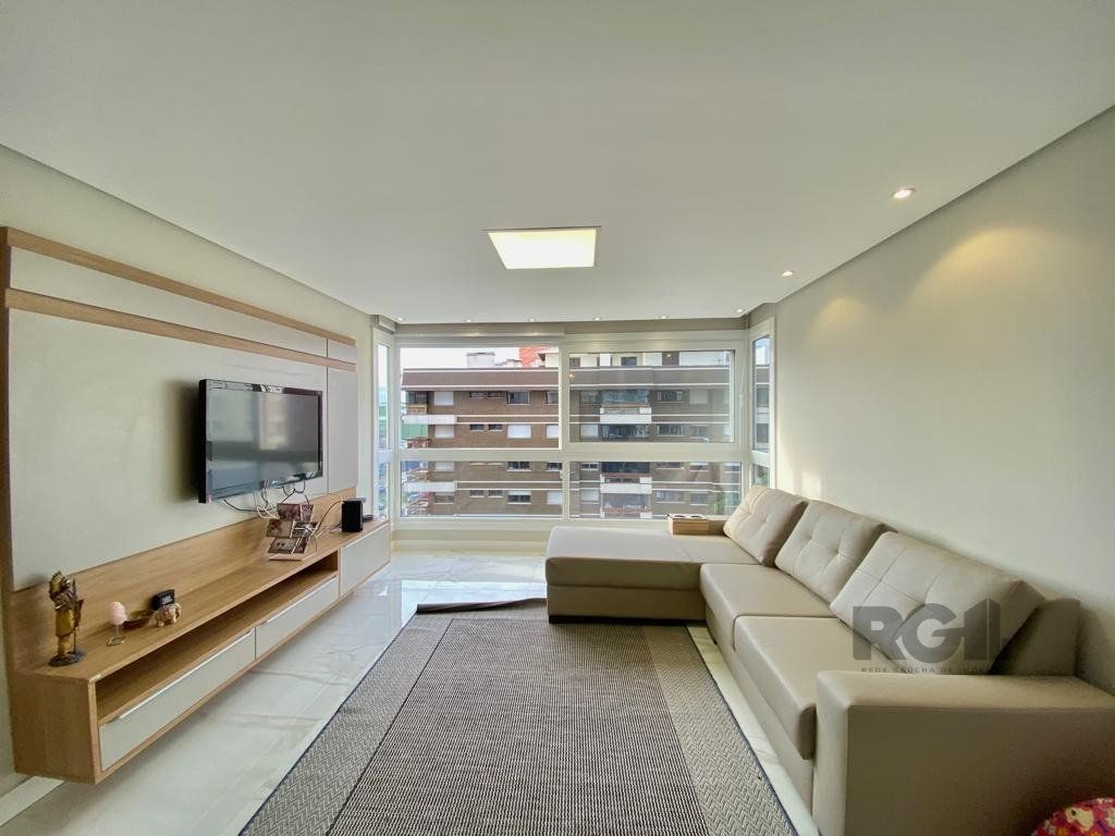 Apartamento à venda com 2 quartos, 85m² - Foto 1
