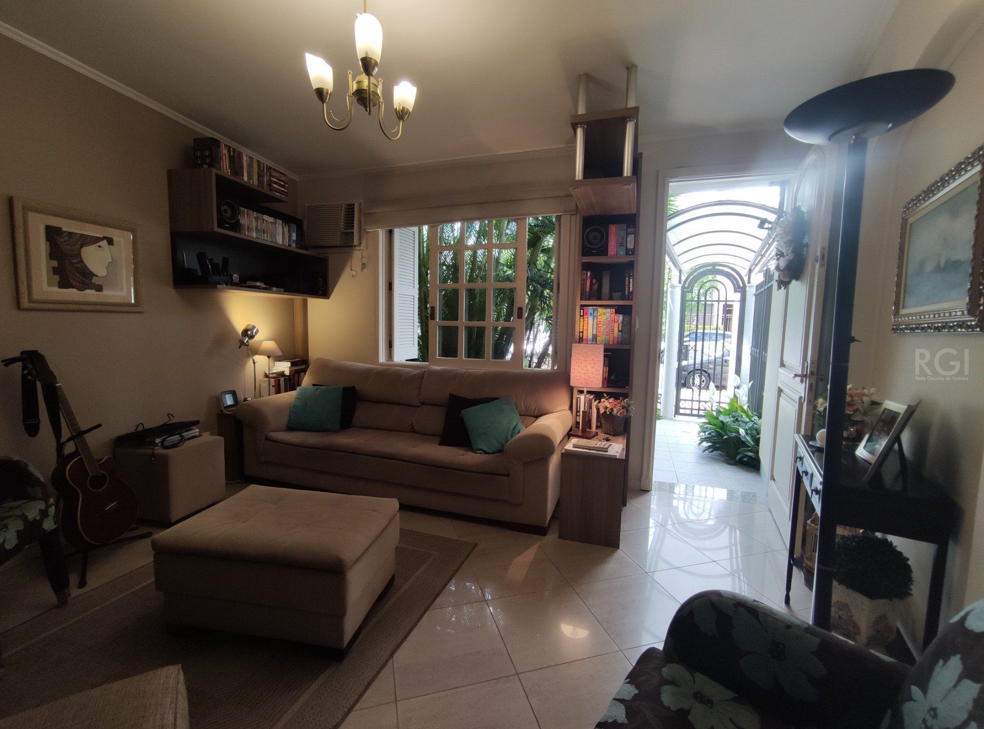 Sobrado, 3 quartos, 200 m² - Foto 1