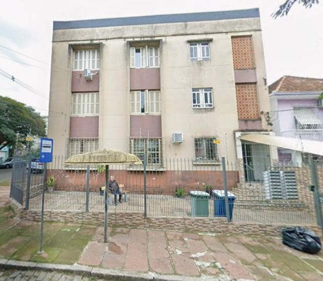 Apartamento com 37m², 1 dormitório no bairro Santo Antônio em Porto Alegre para Comprar