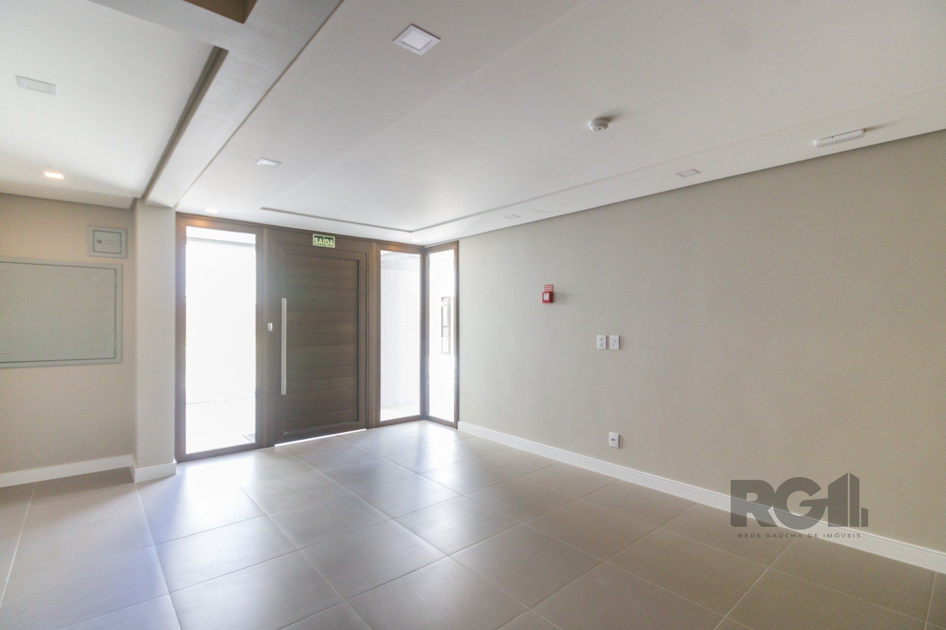 Apartamento à venda com 2 quartos, 81m² - Foto 40