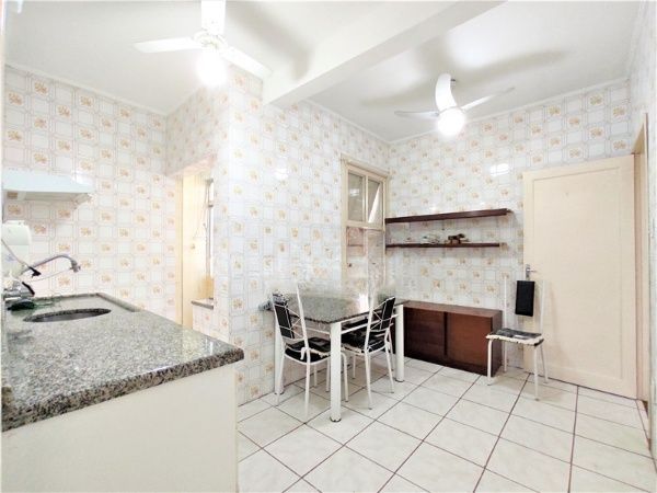 Apartamento 3 dormitórios, com elevador e em frente a Redenção
