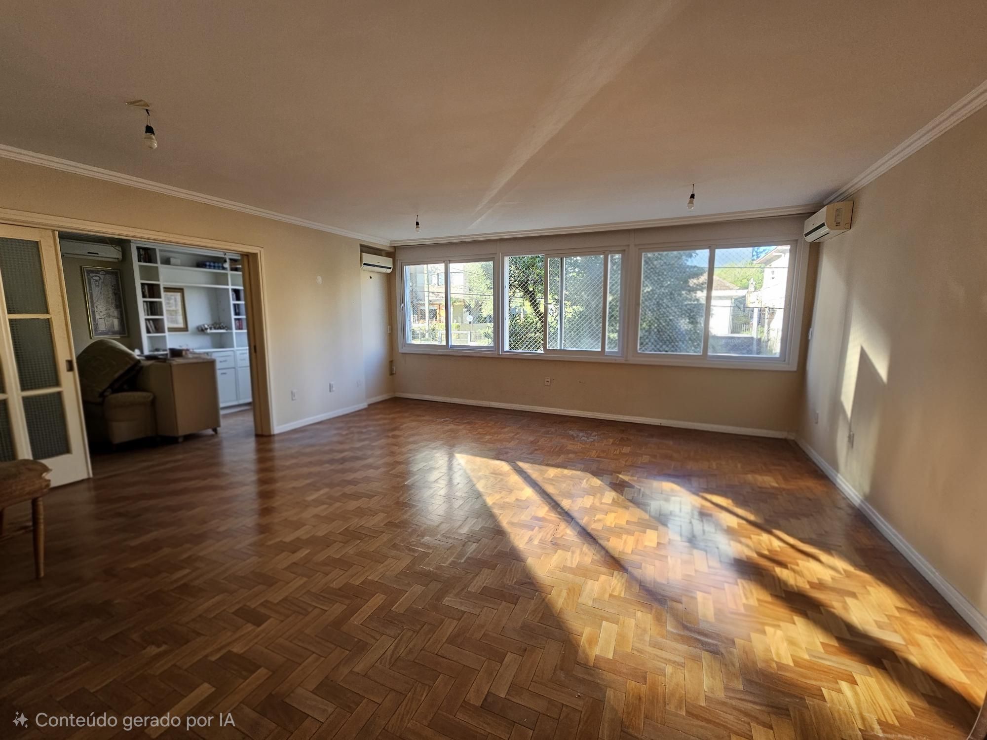 APARTAMENTO GIGANTE EM FRENTE AO HOSPITAL MILITAR — foto 2