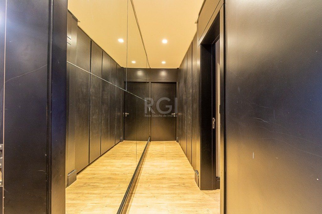 Casa de Condomínio à venda com 4 quartos, 351m² - Foto 18
