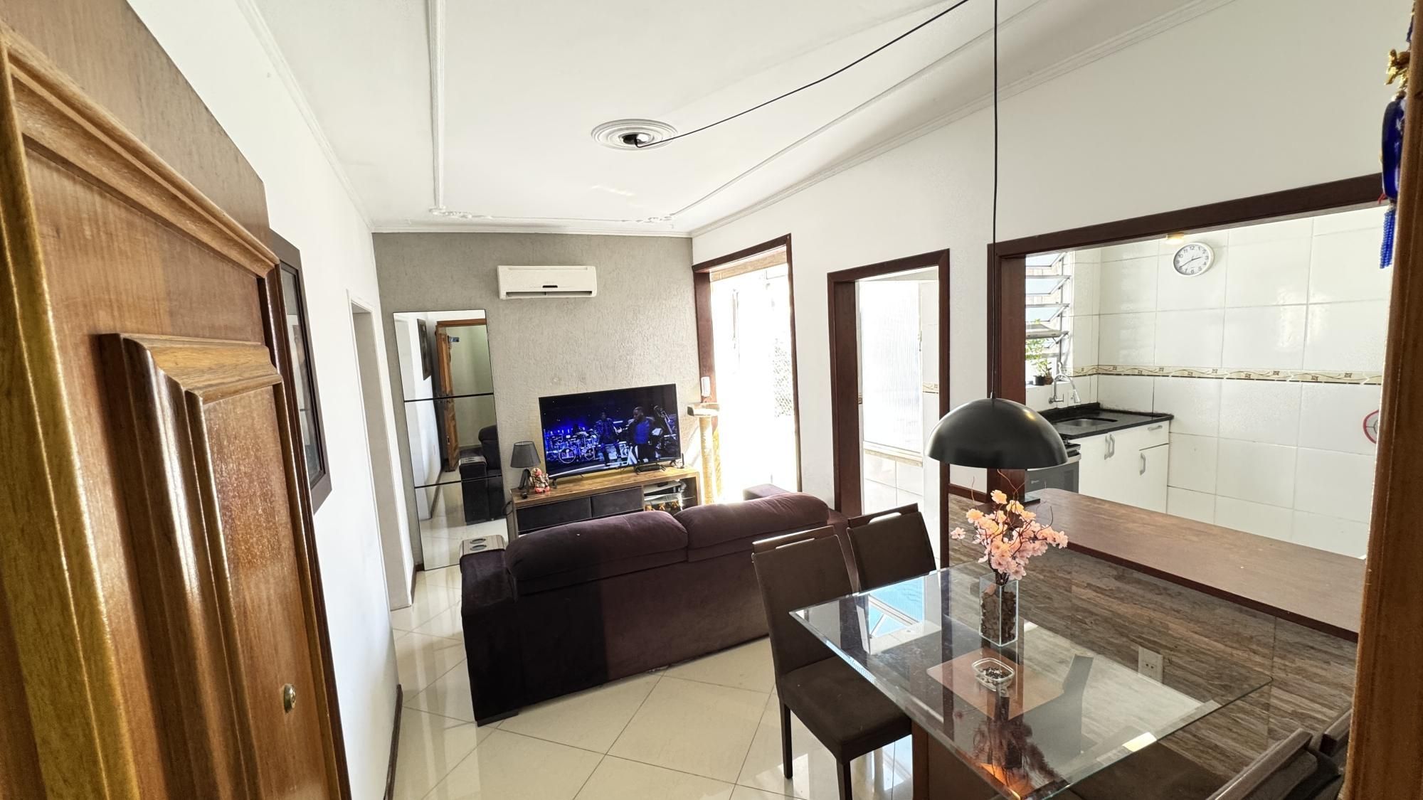 Apartamento 2 dormitórios 1 quadra Assis Brasil