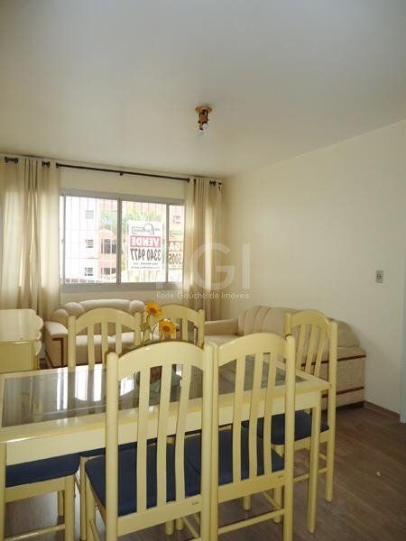 Apartamento à venda com 80m², 2 quartos, 1 vaga no bairro Jardim São Pedro em Porto Alegre