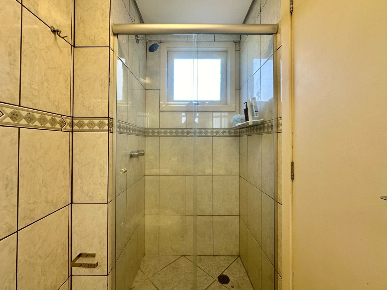 Depósito-Galpão-Armazém à venda com 3 quartos, 181m² - Foto 11