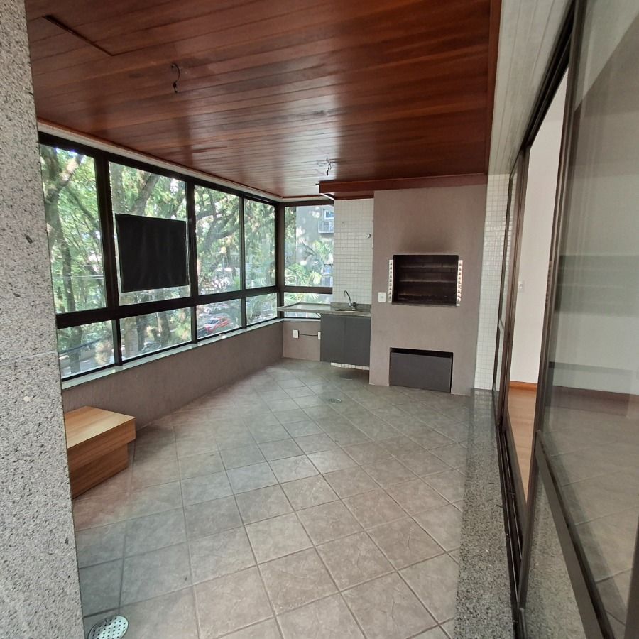 Apartamento à venda com 3 quartos, 158m² - Foto 20