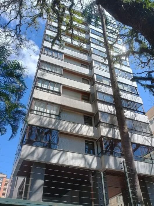 Apartamento à venda com 3 quartos, 158m² - Foto 1