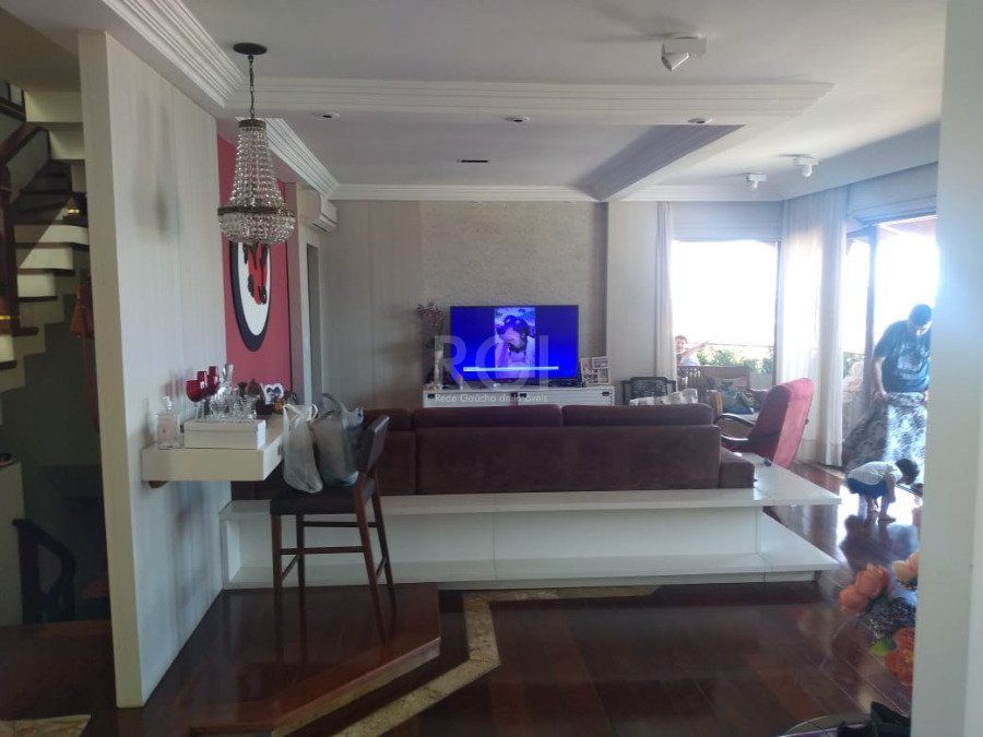 Casa de Condomínio à venda com 5 quartos, 555m² - Foto 4