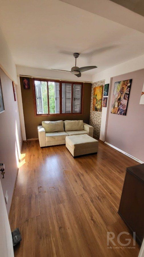 Apartamento à venda com 3 quartos, 135m² - Foto 2