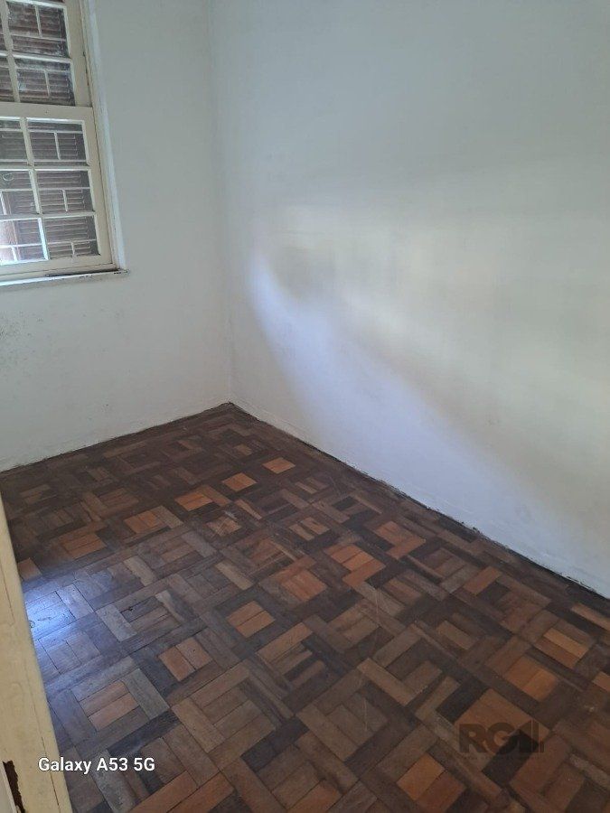 Apartamento à venda com 51m², 2 quartos no bairro Passo d'Areia em Porto Alegre
